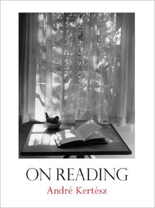 Andre Kertesz《On Reading》